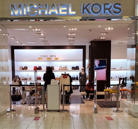 michael kors metrotown burnaby|Michael Kors Store .